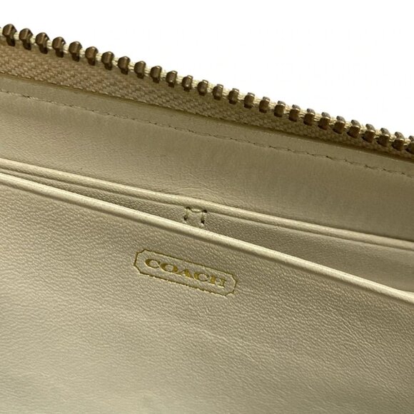 Auth COACH - Cream Leather Long Wallet - Picture 2 of 9